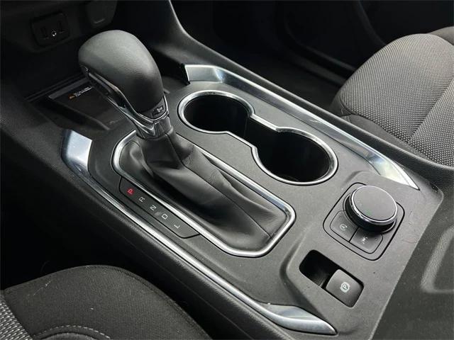 used 2022 Chevrolet Traverse car, priced at $23,551