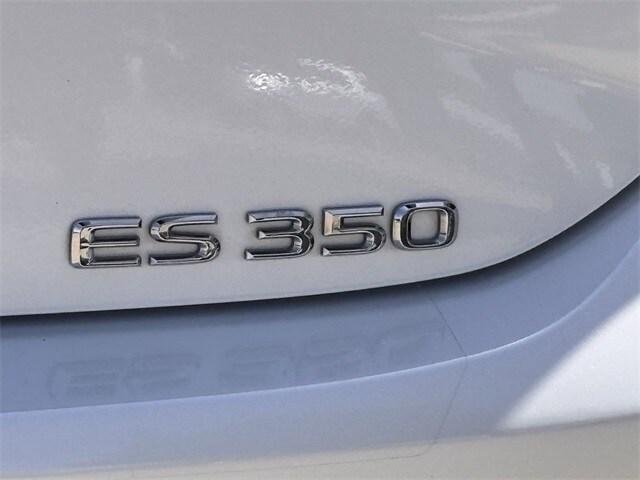 used 2022 Lexus ES 350 car, priced at $34,321