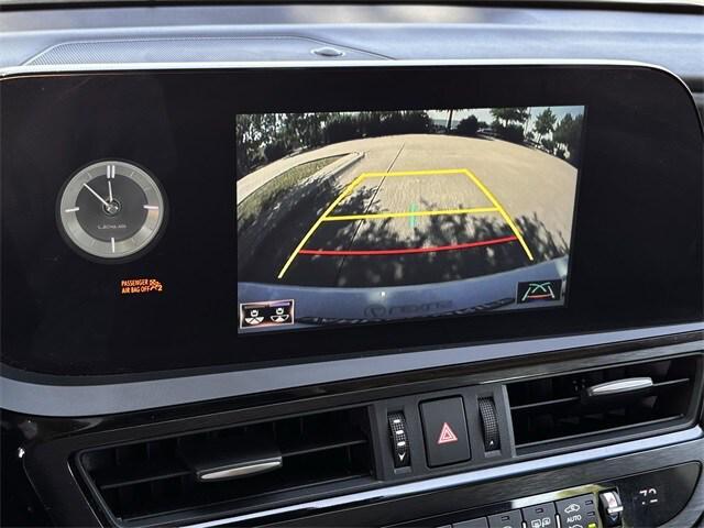 used 2022 Lexus ES 350 car, priced at $34,321