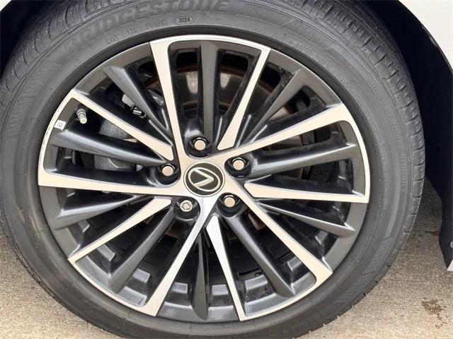 used 2025 Lexus ES 350 car, priced at $45,554
