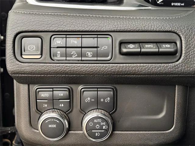 used 2022 GMC Yukon car, priced at $52,578