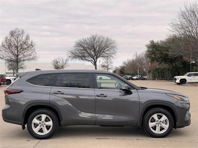 used 2024 Toyota Highlander car, priced at $38,554