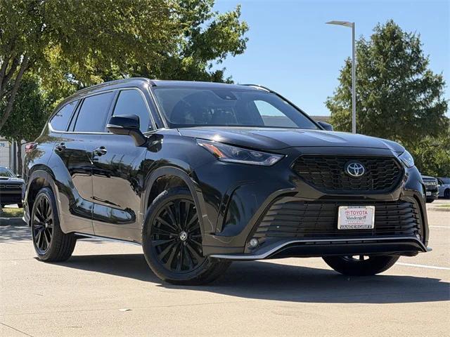 used 2024 Toyota Highlander car, priced at $41,510