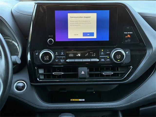 used 2024 Toyota Highlander car, priced at $41,510