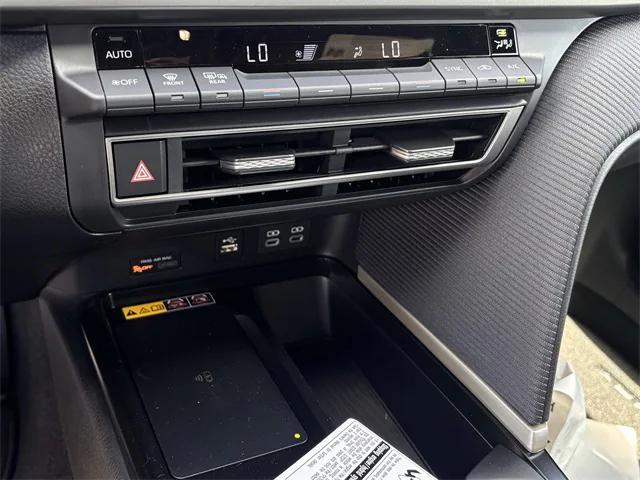 new 2025 Toyota Camry car, priced at $33,914