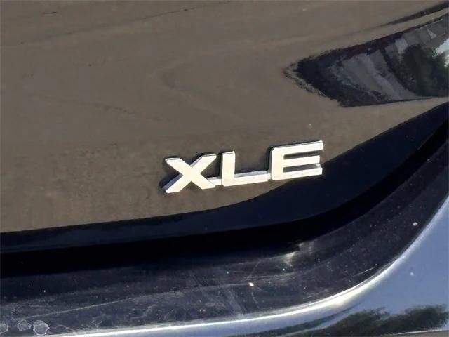 used 2022 Toyota Highlander car, priced at $35,334