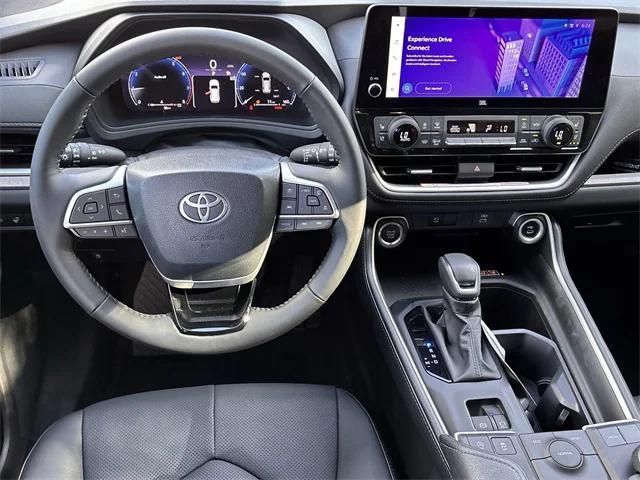 new 2025 Toyota Grand Highlander car, priced at $55,959