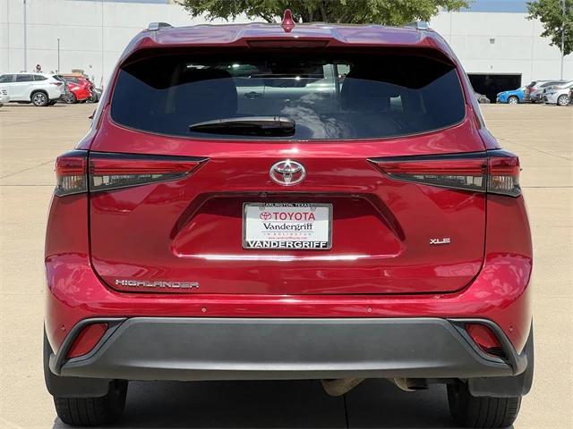 used 2023 Toyota Highlander car, priced at $33,616