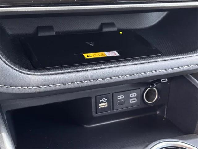used 2024 Toyota Highlander car, priced at $39,547