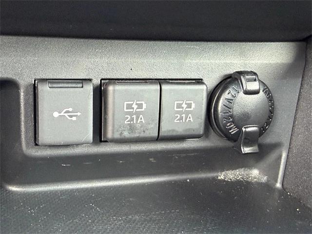 used 2021 Toyota Highlander car, priced at $35,994