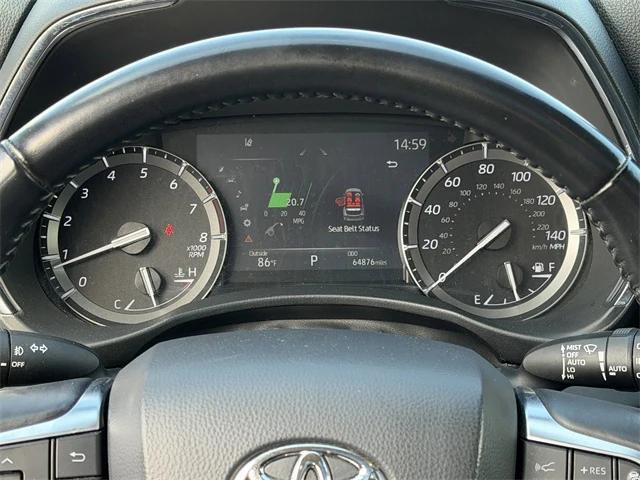used 2021 Toyota Highlander car, priced at $35,994