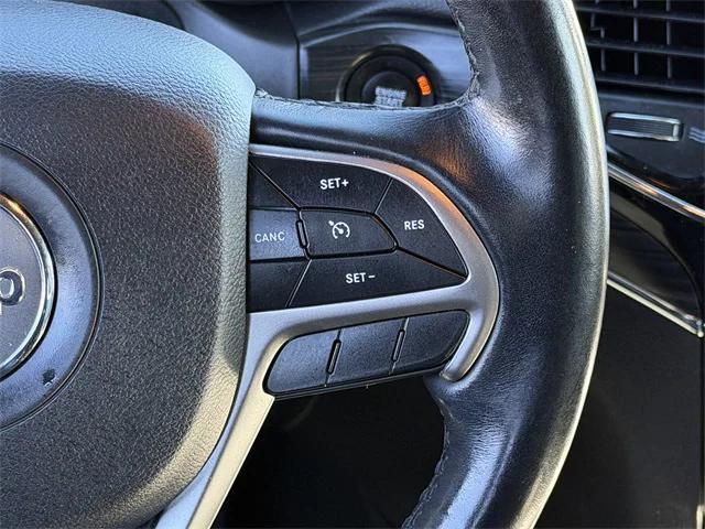 used 2020 Jeep Grand Cherokee car, priced at $16,894