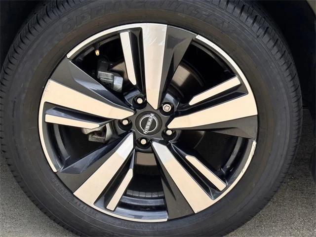 used 2023 Nissan Rogue car, priced at $27,994