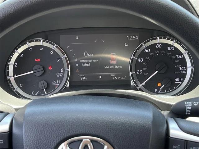 used 2023 Toyota Highlander car, priced at $34,994