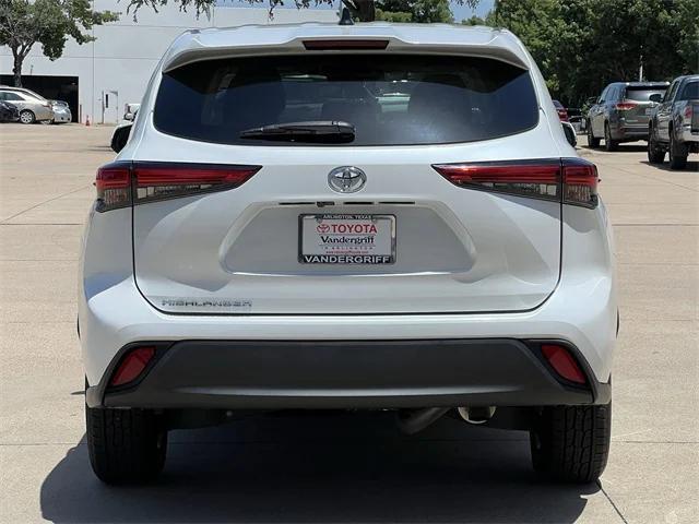 used 2023 Toyota Highlander car, priced at $34,994