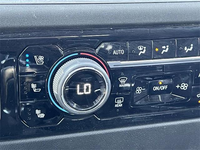 used 2022 Chevrolet Silverado 1500 car, priced at $49,784