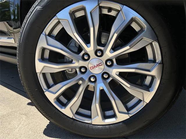 used 2023 GMC Yukon XL car, priced at $54,567