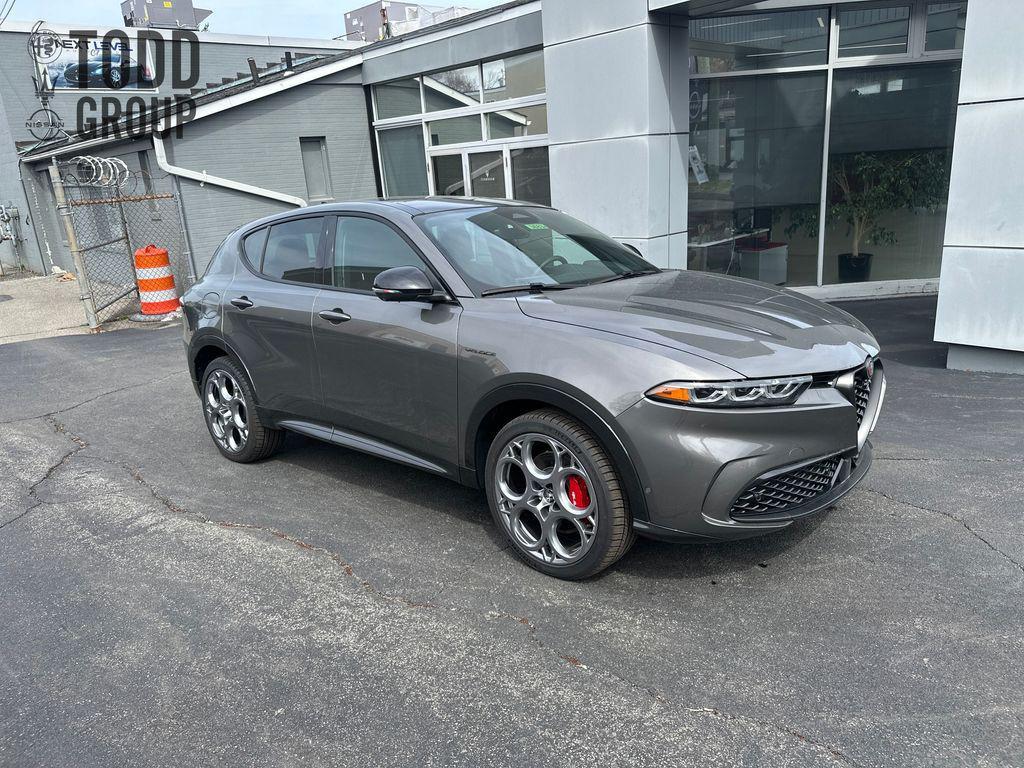 used 2024 Alfa Romeo Tonale car, priced at $33,770