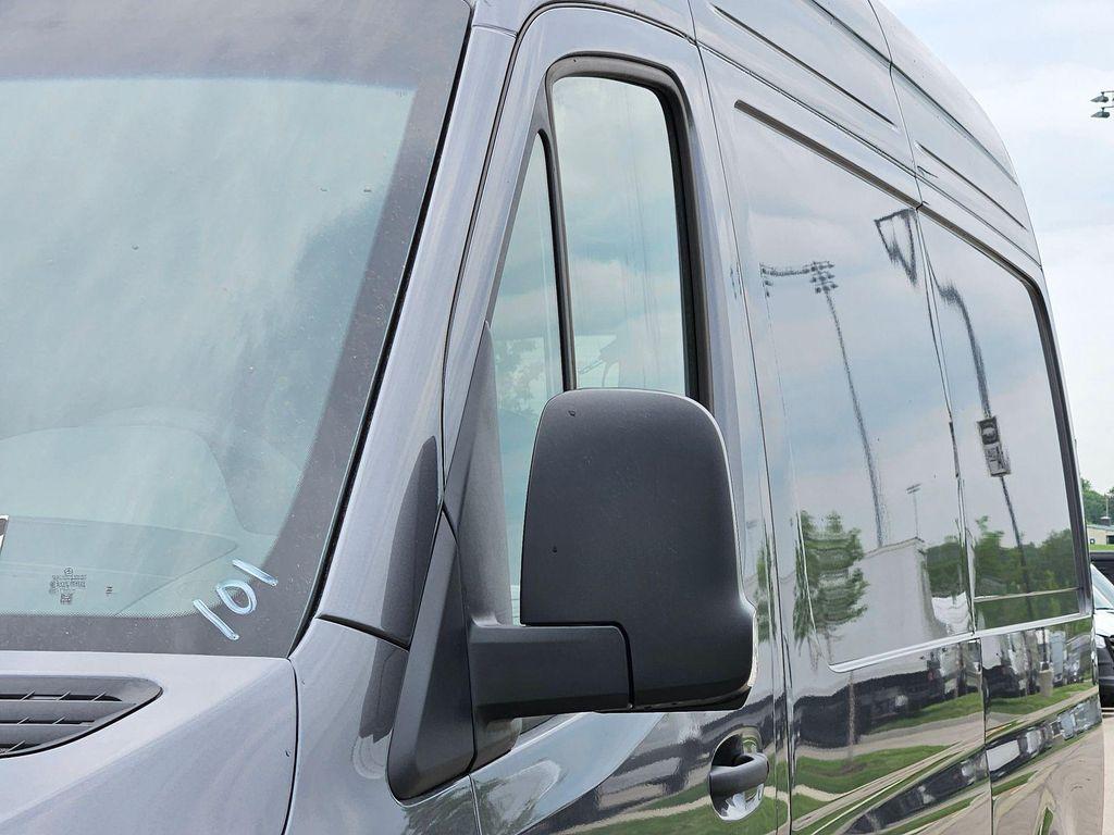 new 2025 Mercedes-Benz Sprinter 2500 car, priced at $80,478