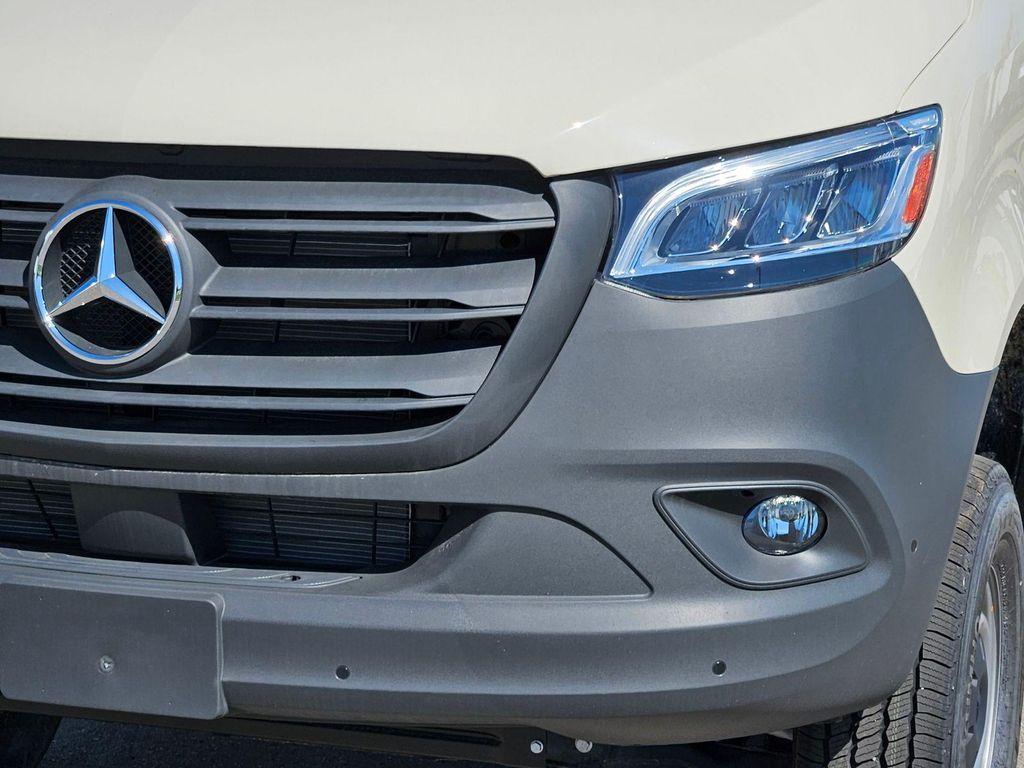 new 2025 Mercedes-Benz Sprinter 2500 car, priced at $81,426