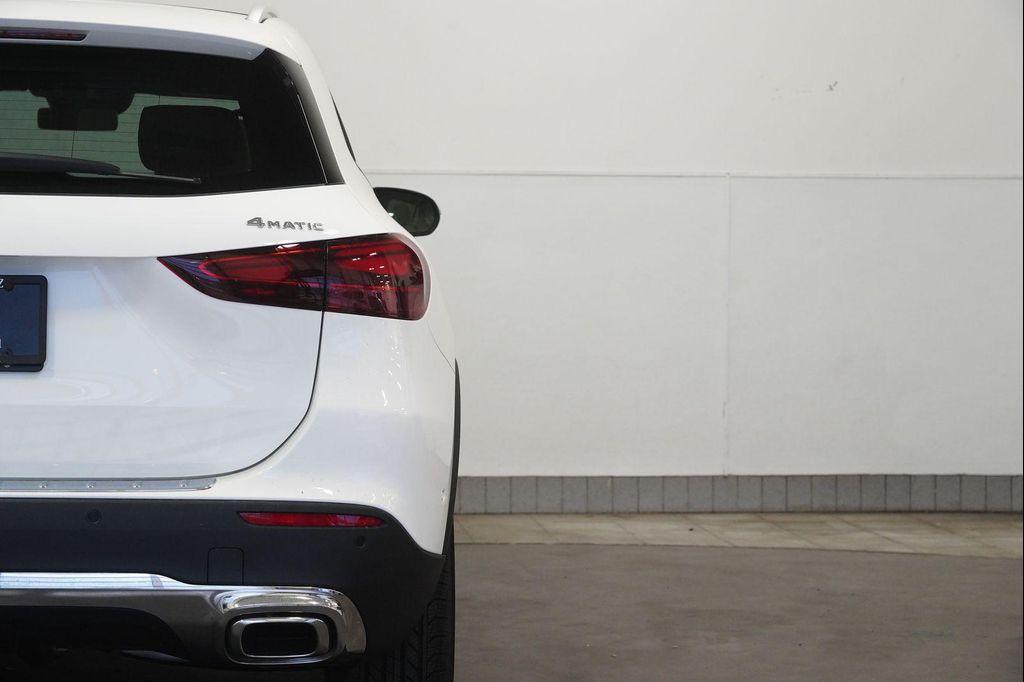 new 2026 Mercedes-Benz GLA 250 car, priced at $49,515
