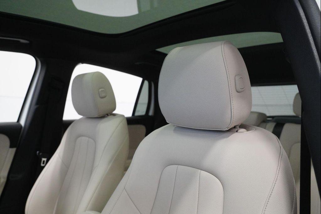new 2026 Mercedes-Benz GLA 250 car, priced at $49,515