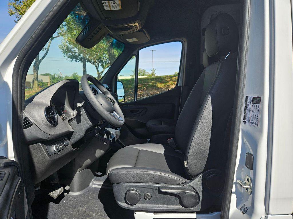 new 2024 Mercedes-Benz Sprinter 2500 car, priced at $59,851