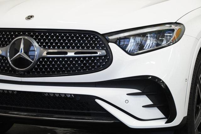new 2025 Mercedes-Benz GLC 300 car, priced at $57,800