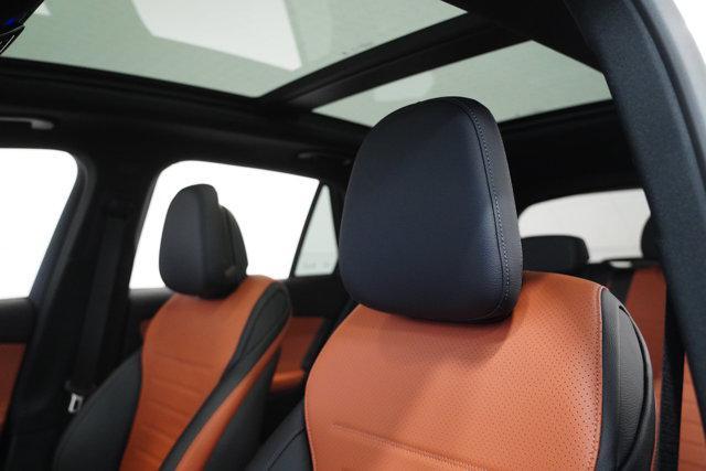new 2025 Mercedes-Benz GLC 300 car, priced at $57,800