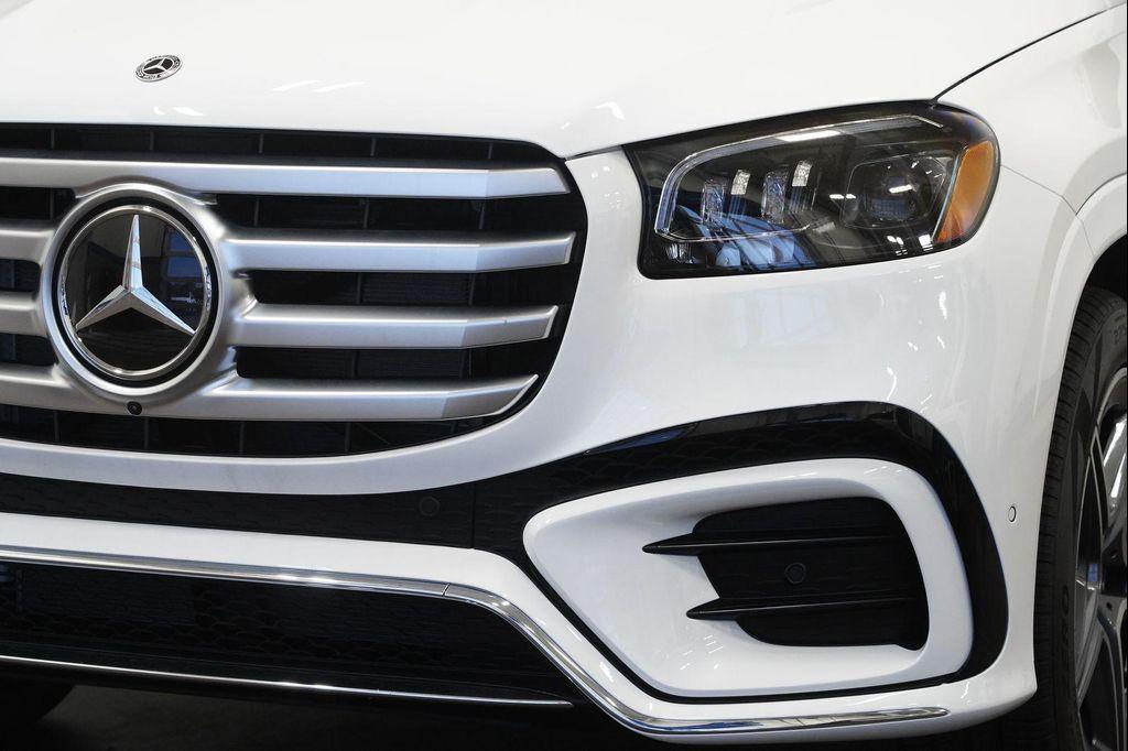 new 2026 Mercedes-Benz GLS 450 car, priced at $98,380
