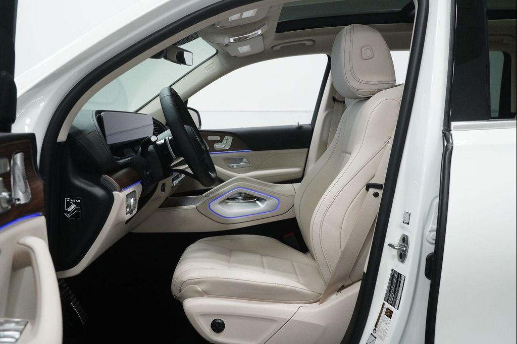 new 2026 Mercedes-Benz GLS 450 car, priced at $98,380