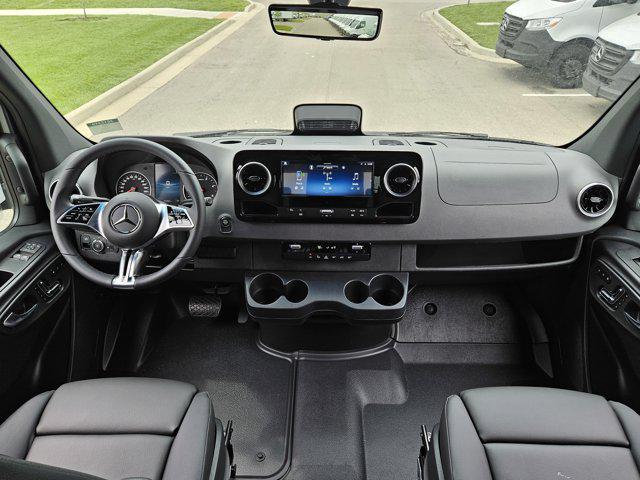 new 2025 Mercedes-Benz Sprinter 2500 car, priced at $80,478