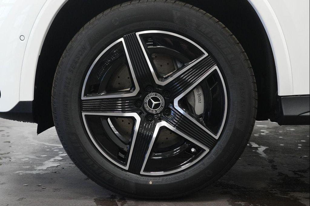 new 2026 Mercedes-Benz GLC 300 car, priced at $63,795