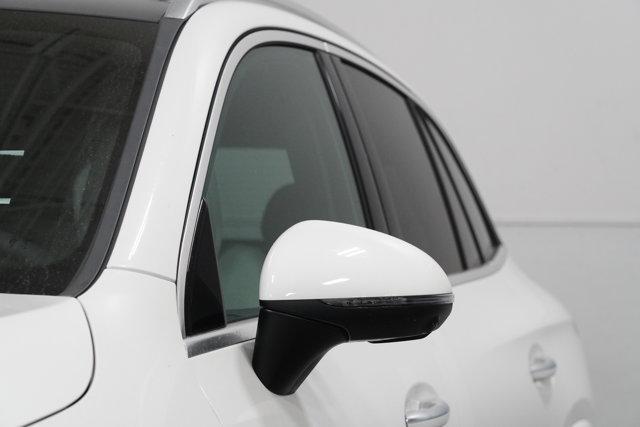 new 2025 Mercedes-Benz GLC 300 car, priced at $62,720