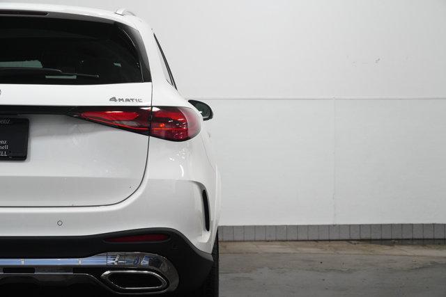 new 2025 Mercedes-Benz GLC 300 car, priced at $62,720