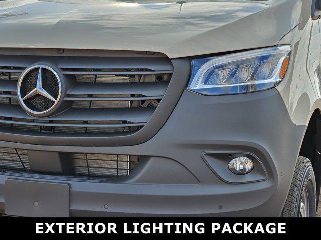 new 2025 Mercedes-Benz Sprinter 2500 car, priced at $81,617