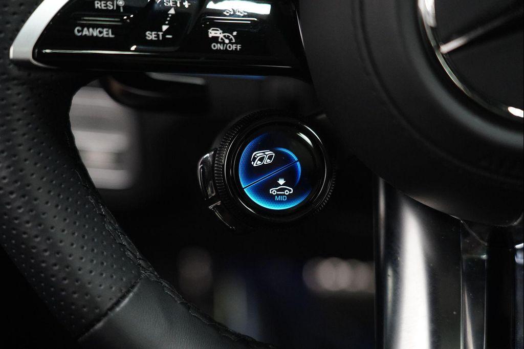 new 2025 Mercedes-Benz AMG GLS 63 car, priced at $170,540