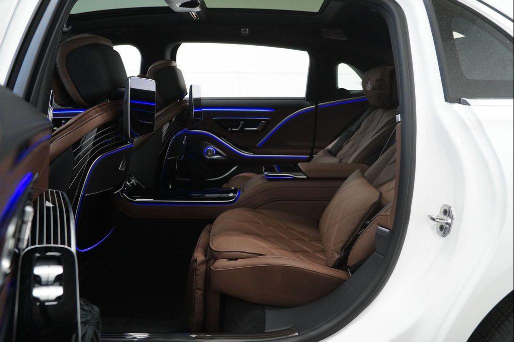new 2026 Mercedes-Benz Maybach S 580 car, priced at $237,285