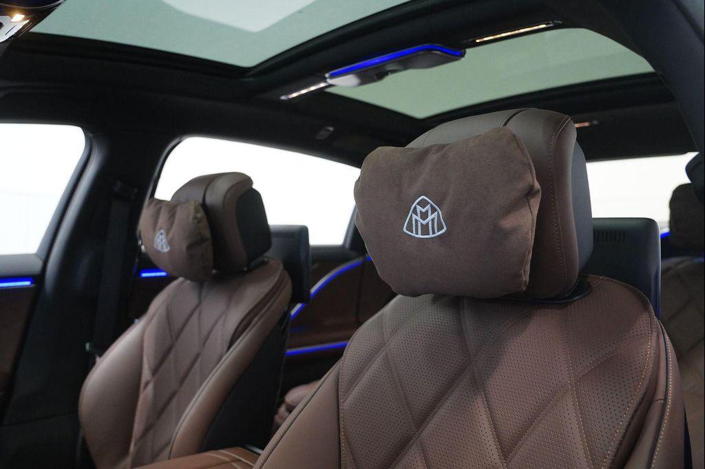 new 2026 Mercedes-Benz Maybach S 580 car, priced at $237,285