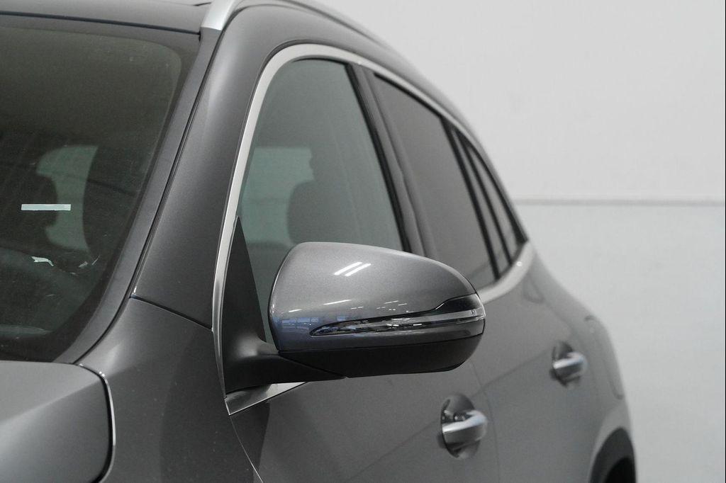 new 2026 Mercedes-Benz GLA 250 car, priced at $50,095