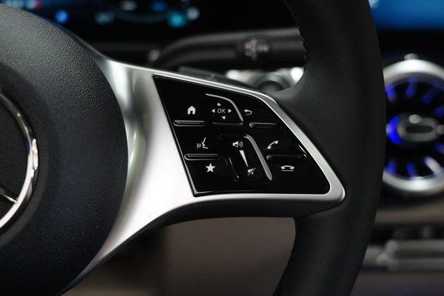 new 2025 Mercedes-Benz GLB 250 car, priced at $52,030