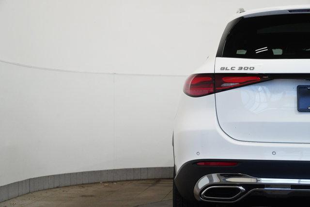 new 2025 Mercedes-Benz GLC 300 car, priced at $54,535