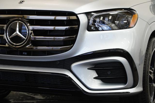 new 2025 Mercedes-Benz GLS 450 car, priced at $96,900