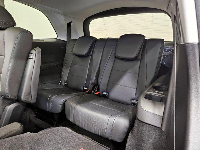 new 2025 Mercedes-Benz GLS 450 car, priced at $96,900