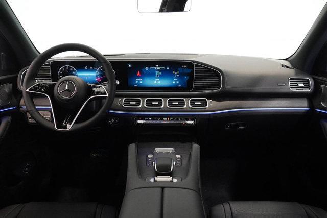 new 2025 Mercedes-Benz GLE 580 car, priced at $110,410