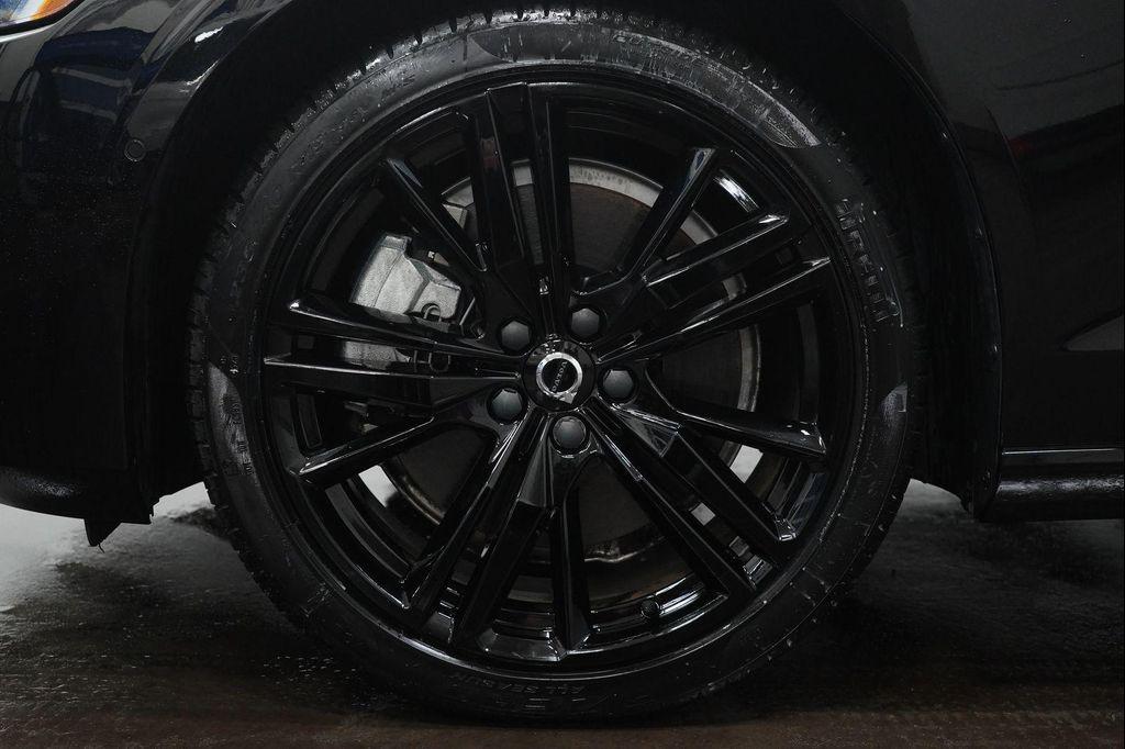 used 2024 Volvo S60 Recharge Plug-In Hybrid car, priced at $39,996