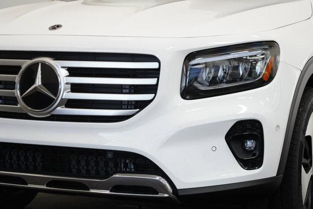 new 2025 Mercedes-Benz GLB 250 car, priced at $54,045