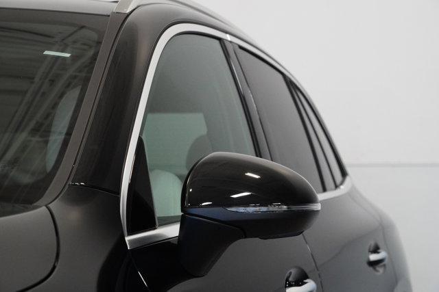 new 2025 Mercedes-Benz GLC 300 car, priced at $55,775