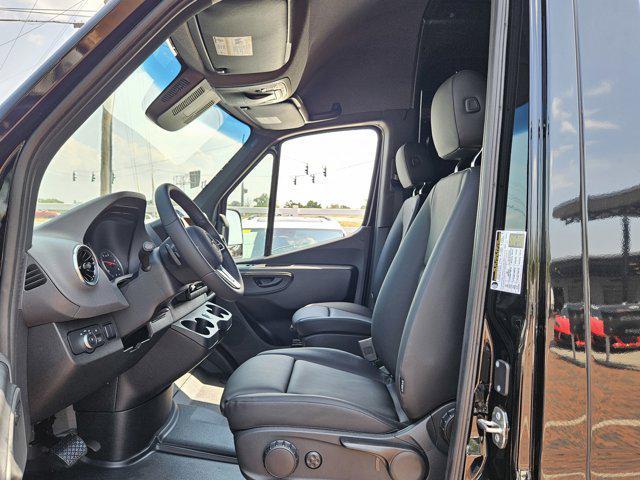 new 2024 Mercedes-Benz Sprinter 2500 car, priced at $73,084