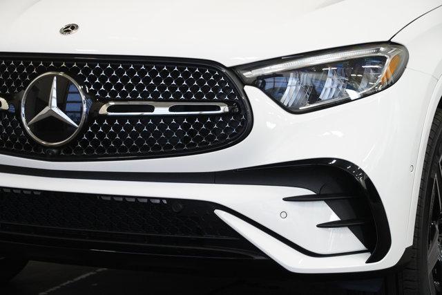 new 2025 Mercedes-Benz GLC 300 car, priced at $63,340